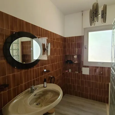 Holiday home Maison De Independante Avec Jardin A 10 Min A Pied De La - Fr-1-336-163 *